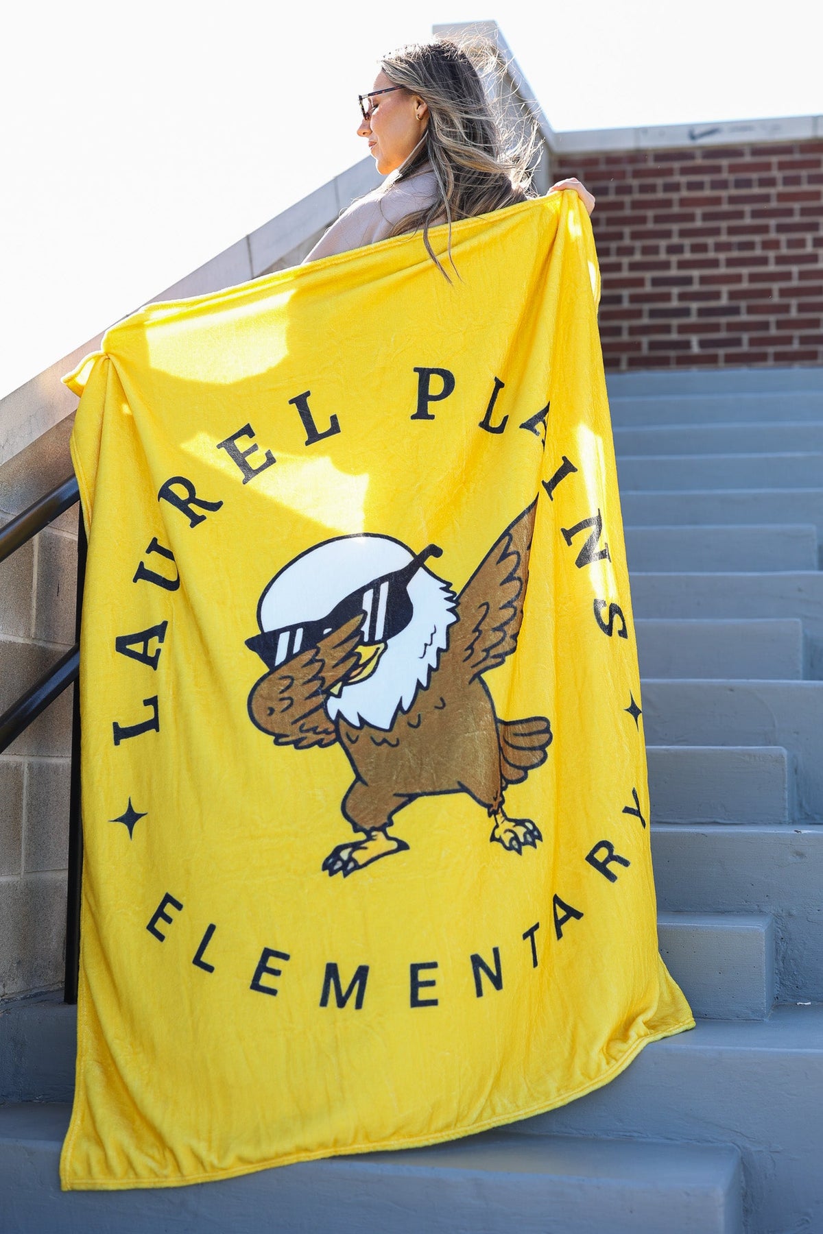 Laurel Plains Elementary 5th Grade Blanket Fundraiser
