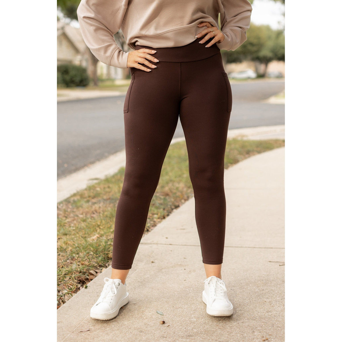 The Belle - Brown FLEECE Full Length Leggings with Pockets*